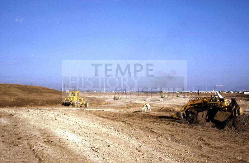 Bulldozers at Kiwanis Park site