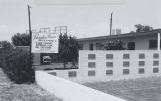 Paradise Manor Apartments - 1342 West 4th Street, Tempe, Arizona