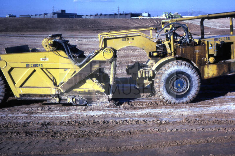 Construction equipment at Kiwanis Park site