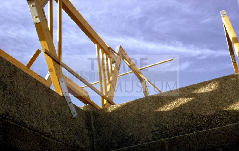 Kiwanis Park bridge under construction