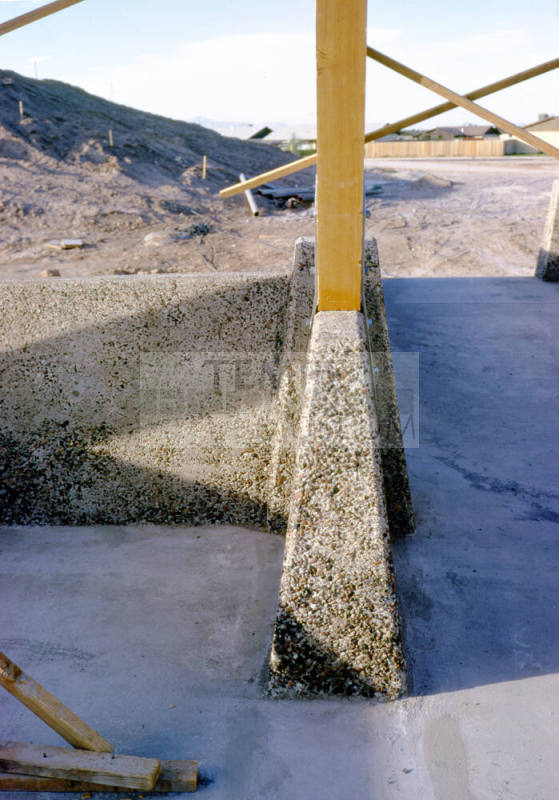 Kiwanis Park bridge construction
