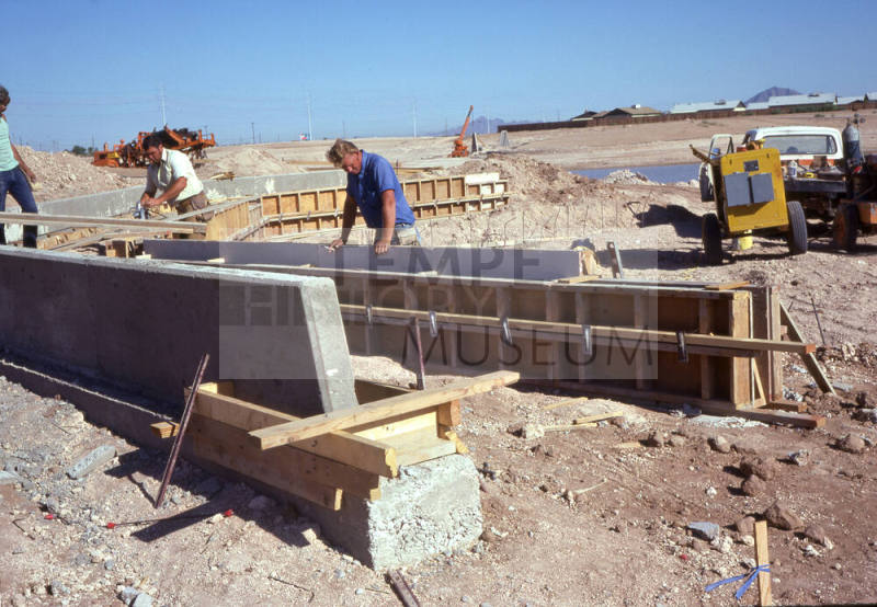 Construction work at Kiwanis Park