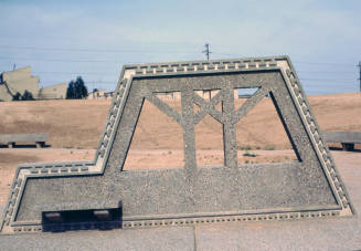 Concrete wall and design at Kiwanis Park construction site