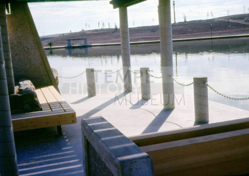 Kiwanis Park ramada benches