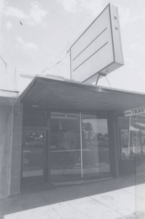 Vacant Storefront - 16 East 5th Street, Tempe, Arizona