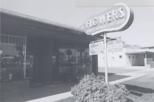 Bobbie's Flower and Gift Shop - 20 East 5th Street, Tempe, Arizona