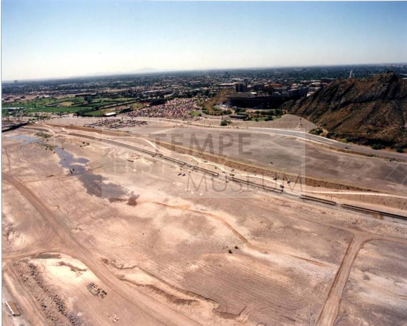 Tempe Town Lake construction beginning - cutoff wall