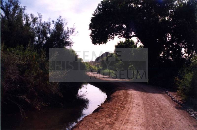 Rio Salado new dirt road next to canal