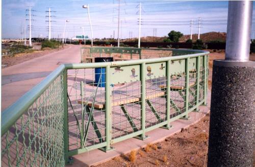 Rio Salado light green metal wall rest stop