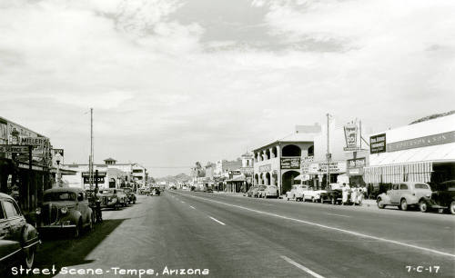 Street Scene Tempe Postcard:  Mill Avenue