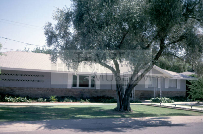 Property Address:  341 East La Diosa Drive, Tempe, Arizona
Subdivision Address:  Broadmor Manor