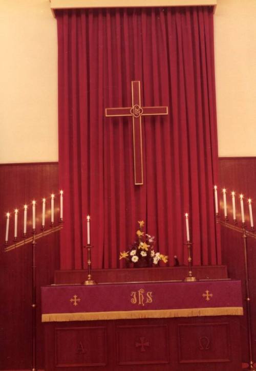 Photograph of the altar in First Congregational Church of Tempe