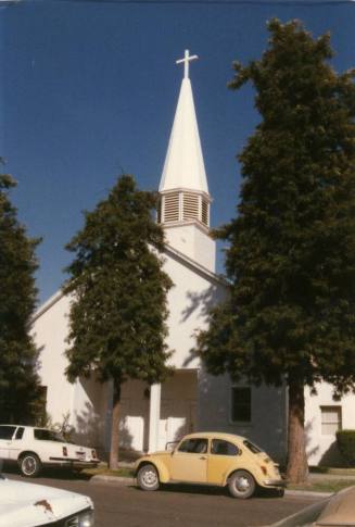 Photograph of front of First Congregational Church of Tempe