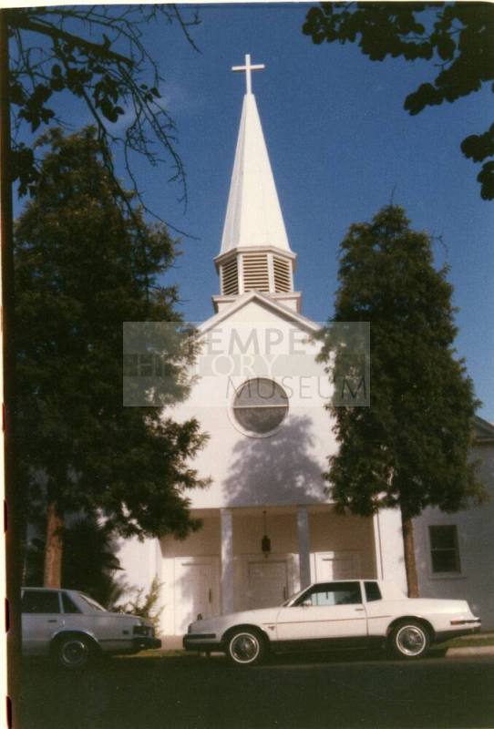 Photograph of the front of the First Congregational Church of Tempe
