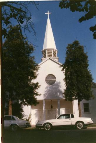 Photograph of the front of the First Congregational Church of Tempe