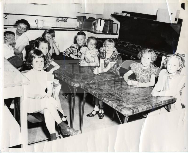 Photograph of First Congregational Church of Tempe Children's Kitchen Activity