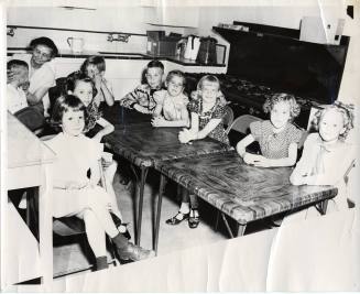Photograph of First Congregational Church of Tempe Children's Kitchen Activity