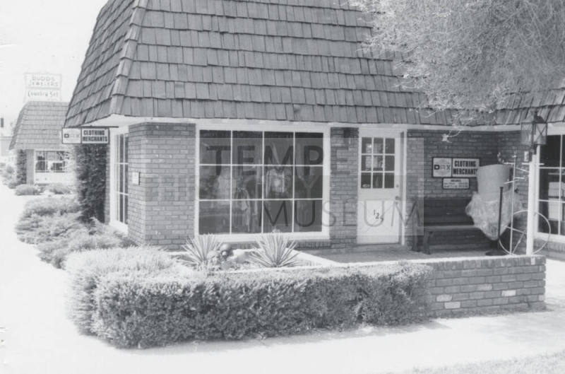 Dax Clothing Merchants - 125 East 7th Street, Tempe, Arizona