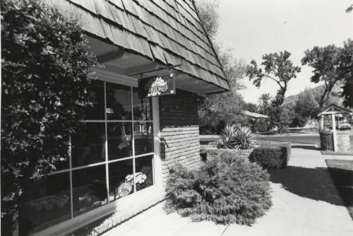 The Aspen Leaf Sportswear Boutique - 125 East 7th Street, Tempe, Arizona