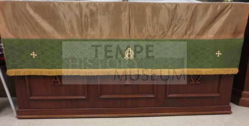 First Congregational Church of Tempe Green Altar Linen Set