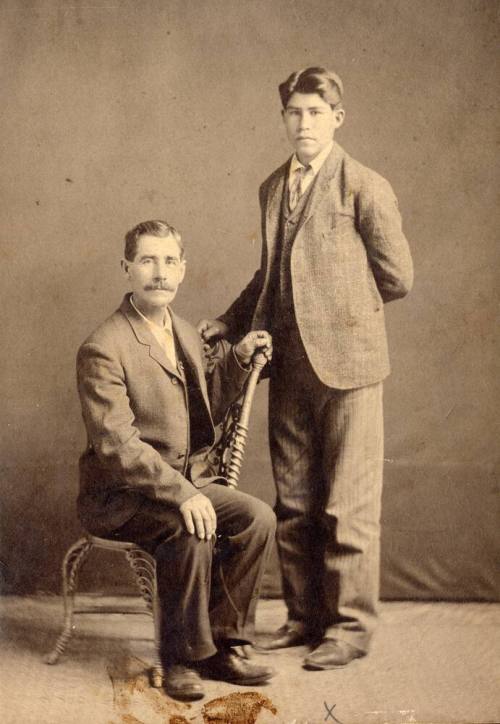 Vicente Elias and Son, Manuel