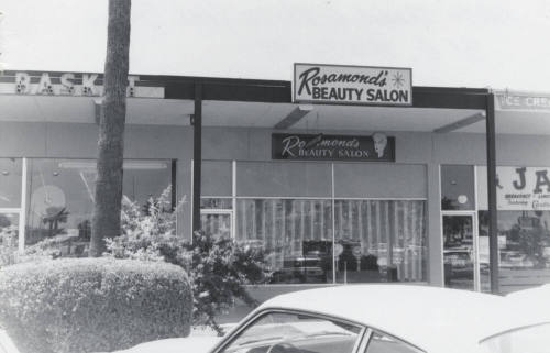 Rosamond's Beauty Salon - 31 East 9th Street, Tempe, Arizona