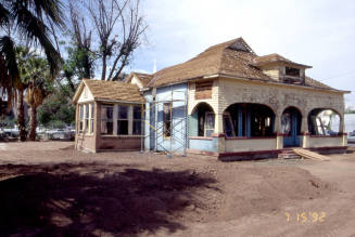 B. B. Moeur House, 634 S Myrtle, during restoration