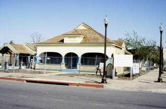 B. B. Moeur House, 634 S Myrtle, during restoration