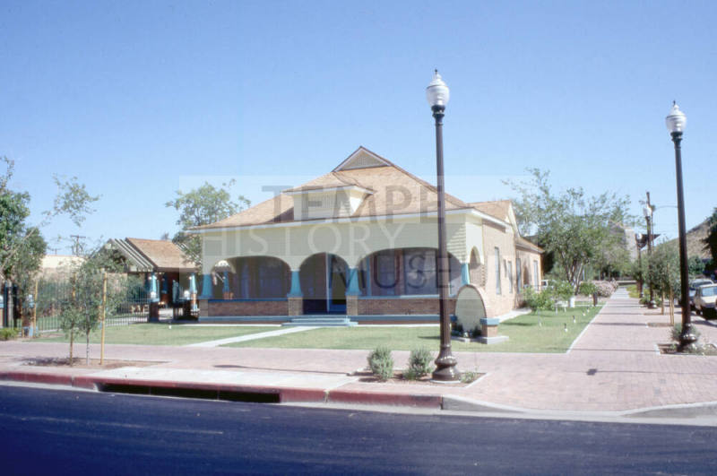 B. B. Moeur House, 634 S Myrtle