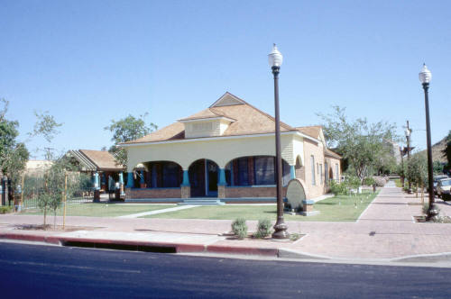 B. B. Moeur House, 634 S Myrtle