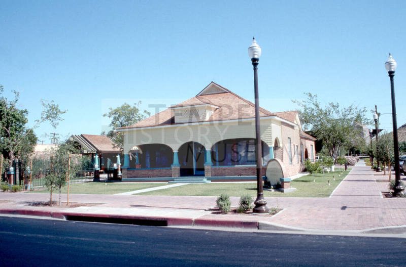 B. B. Moeur House, 634 S Myrtle