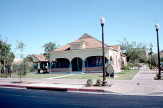 B. B. Moeur House, 634 S Myrtle