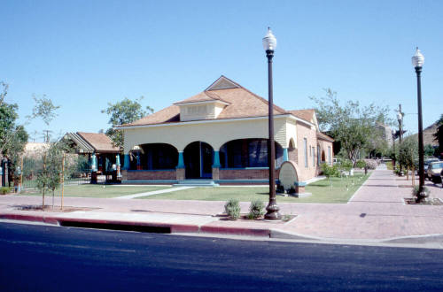 B. B. Moeur House, 634 S Myrtle