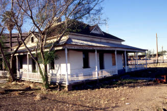 Brown Strong Reeves House, 604 S. Ash Avenue