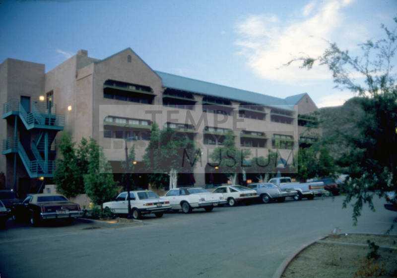 Casa Loma Building, 398 S. Mill Avenue