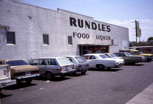Rundles Liquor store