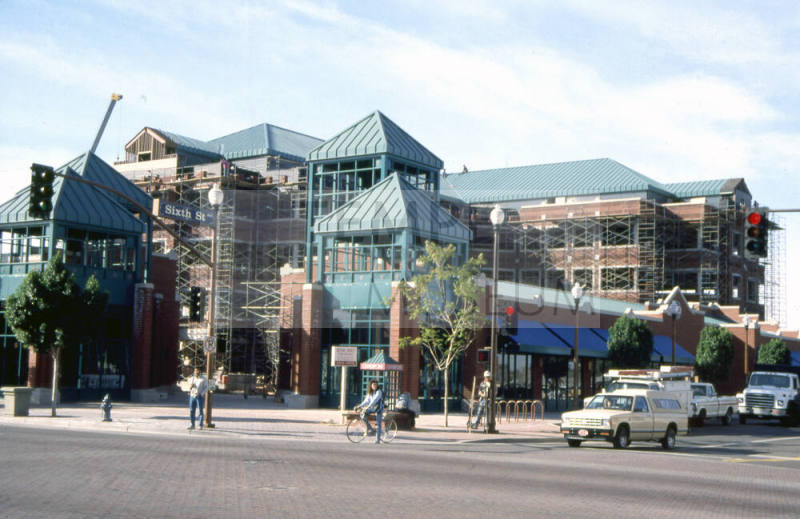 Centerpoint, 680 S. Mill Ave, under construction
