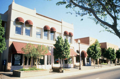Chipman Petersen Building, 415 S. Mill Ave.
