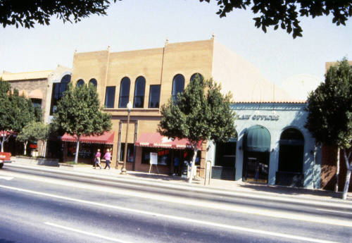 Chipman Petersen Building, 415 S. Mill Ave.