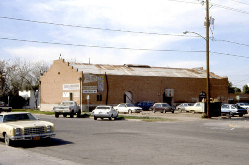 Ellingson Warehouse, 24 W. 7th Street