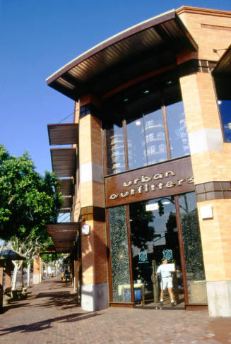 525 S. Mill Ave.