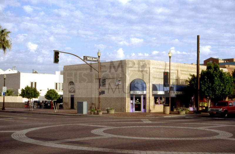 420 S. Mill Ave.