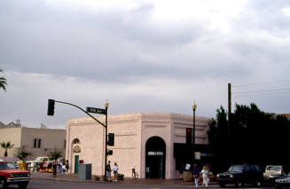 420 S. Mill Ave.