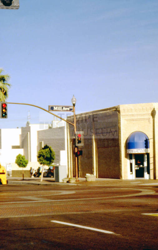 420 S. Mill Ave.