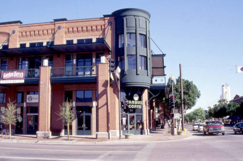 420 S. Mill Ave.