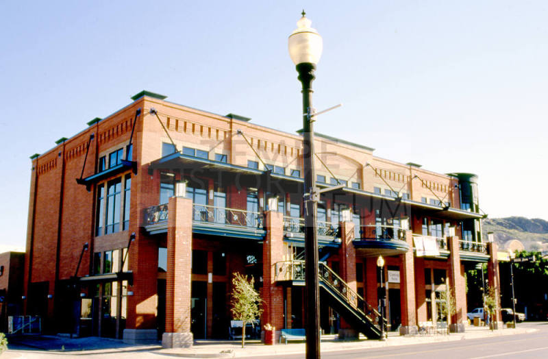 420 S. Mill Ave.