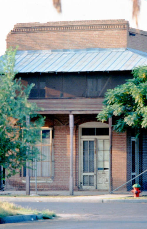 Hackett House, 405 S. Maple Ave.