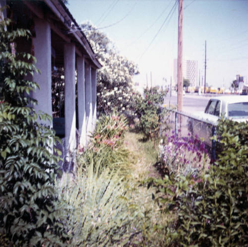 Front of Elias-Rodriguez house on 8th Street