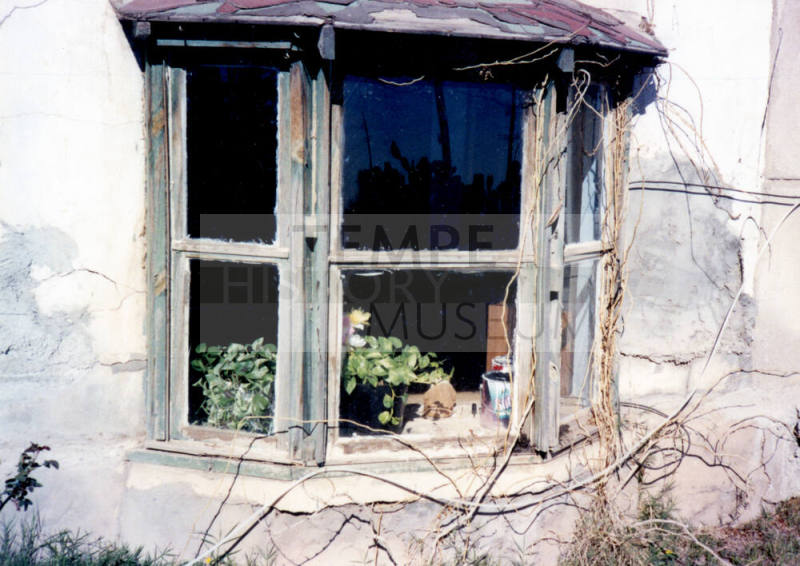 Elias-Rodriguez house bay window