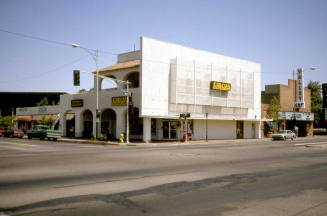 Laird Building before renovation, 501 S. Mill Ave.
